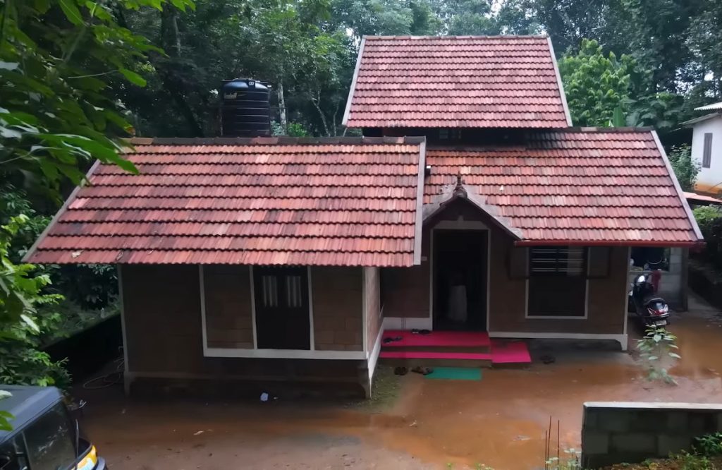 1000 Sq.ft Budget Friendly Home