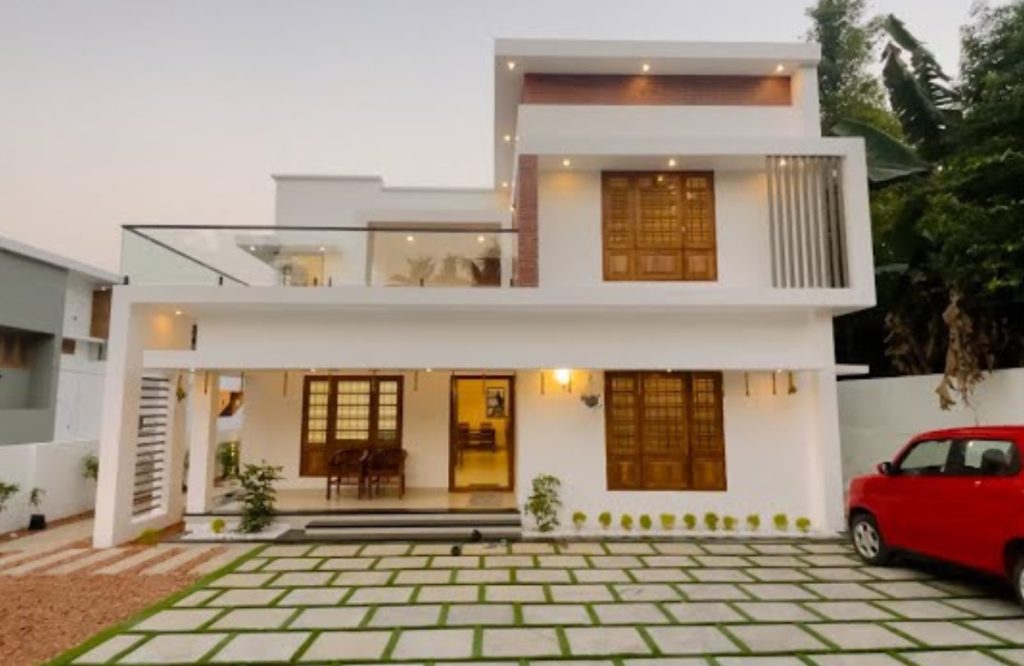 2200 Sqft Home With 7 Lakhs Interior